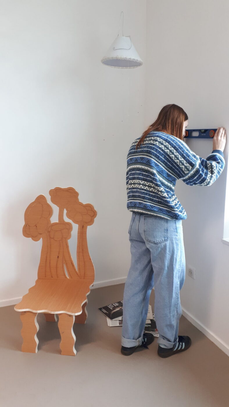 Montage en cours de l'exposition Préquelle#9, 2025